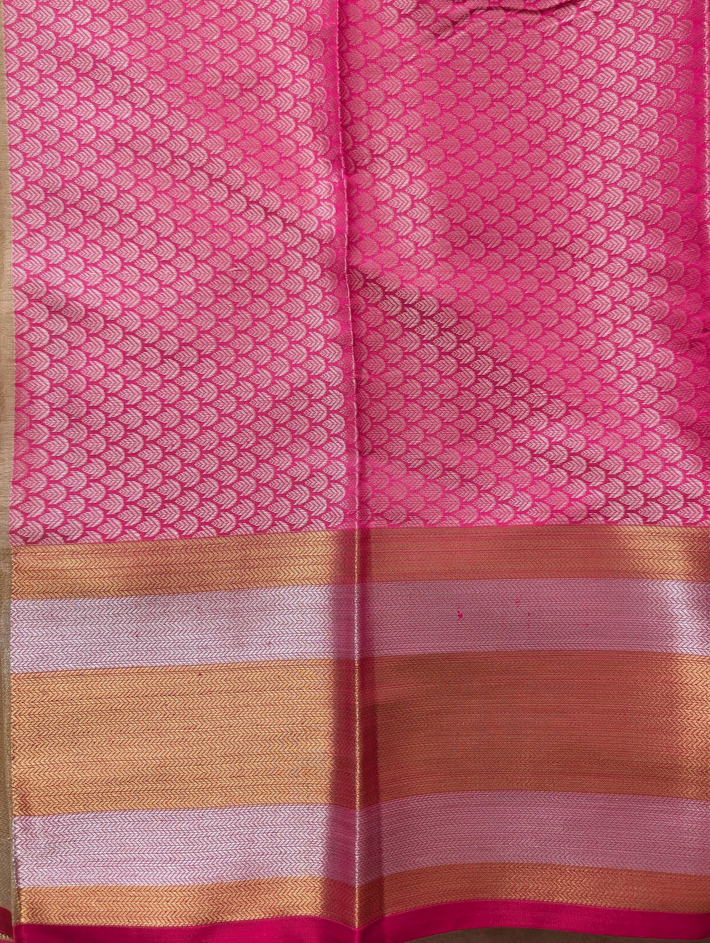 Kajal agarwal Maam Inspired Banarasi Tissue Soft Silk saree