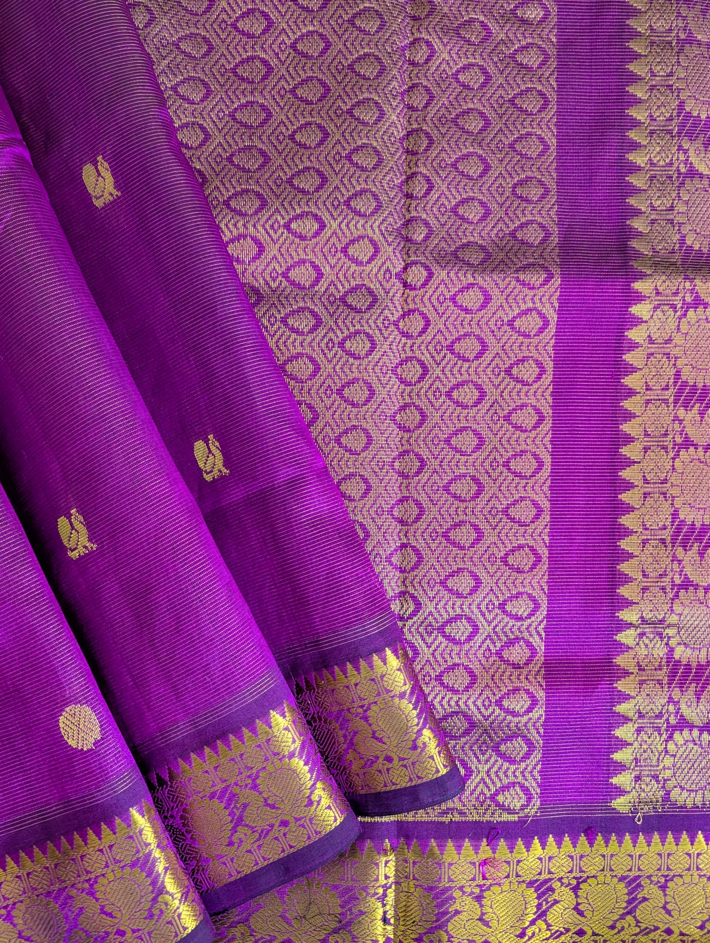 Purple Vaira Oosi Pure Kanchi Silk Cotton Saree with Buttas