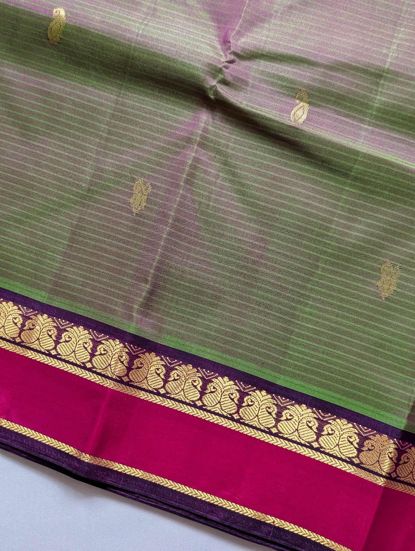 Dual shade Green lightweight Pure Kanchi Silk saree