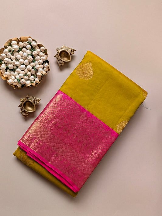 Mehandi Green with Pink Kanjeevaram Silk Saree