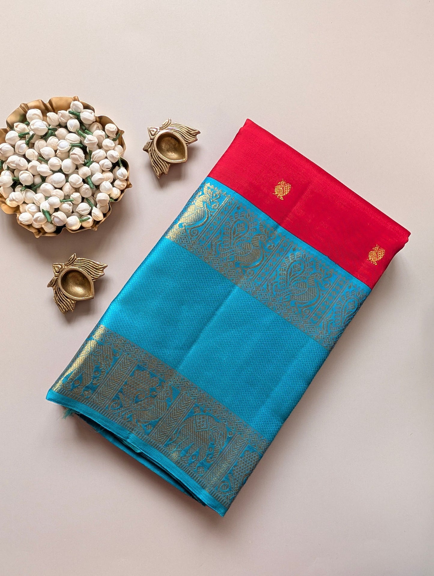 Red and Blue 2G Zari Kanjeevaram Silk Saree