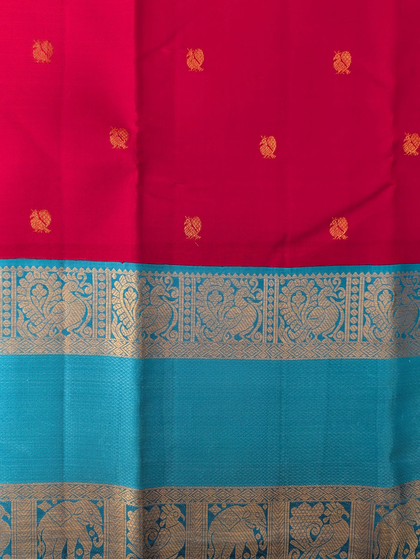 Red and Blue 2G Zari Kanjeevaram Silk Saree
