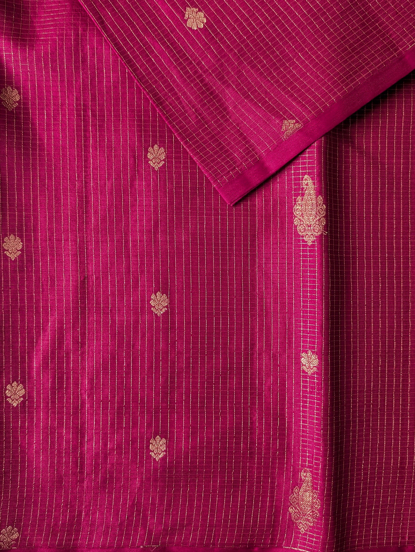 Pink checks Borderless Kanjeevaram Silk Saree