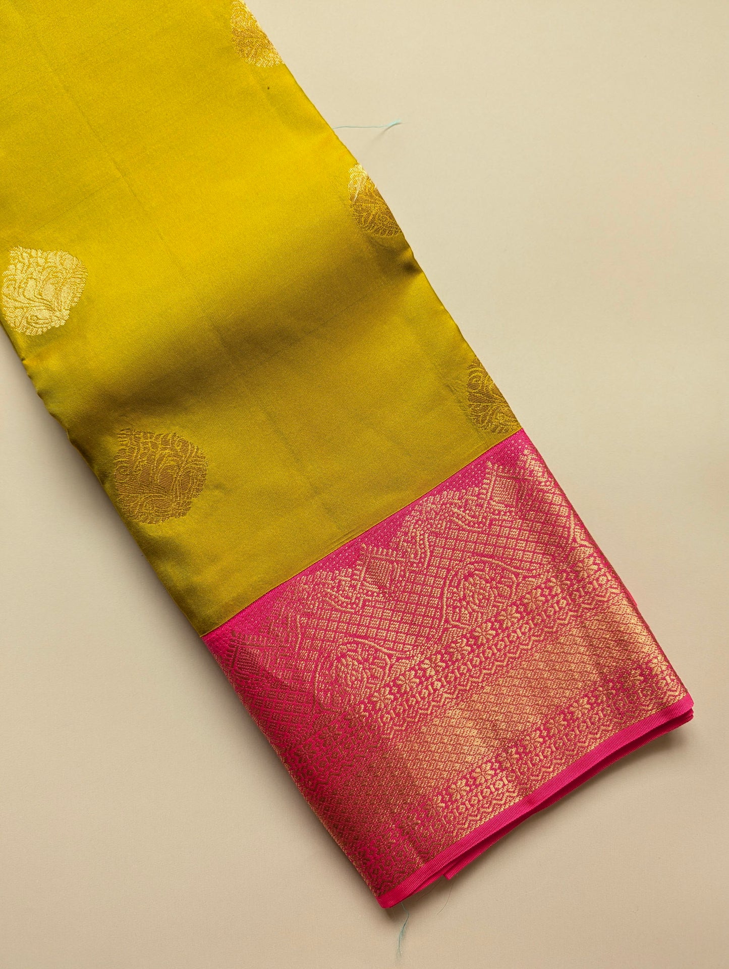 Mehandi Green with Pink Kanjeevaram Silk Saree