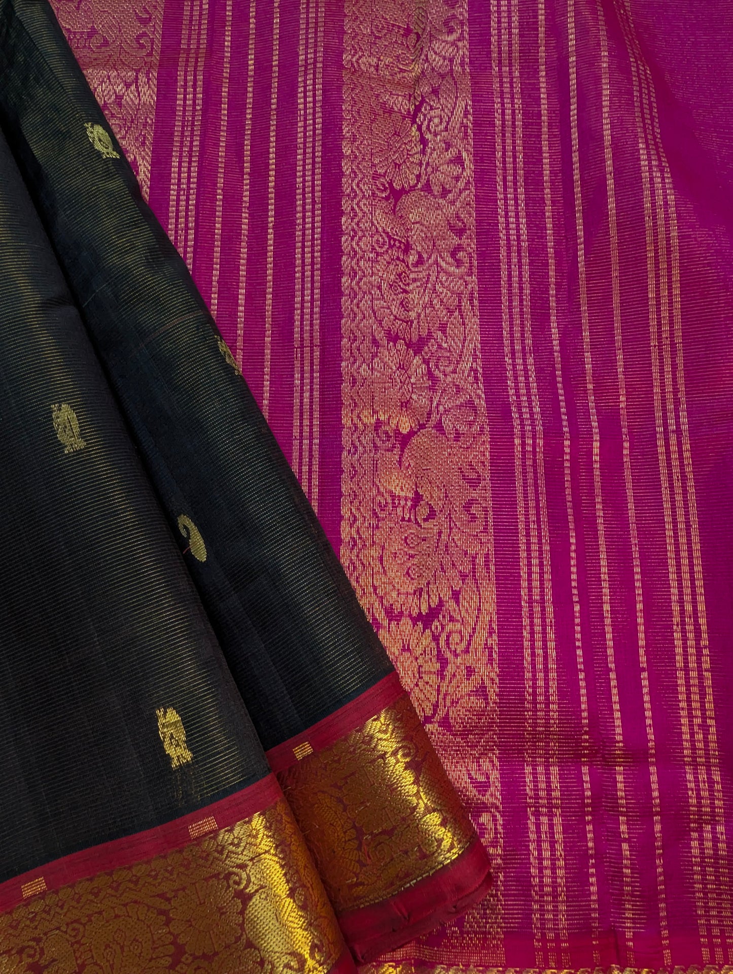 Brown with Pink Vaira Oosi Pure Kanchi Silk Cotton Saree