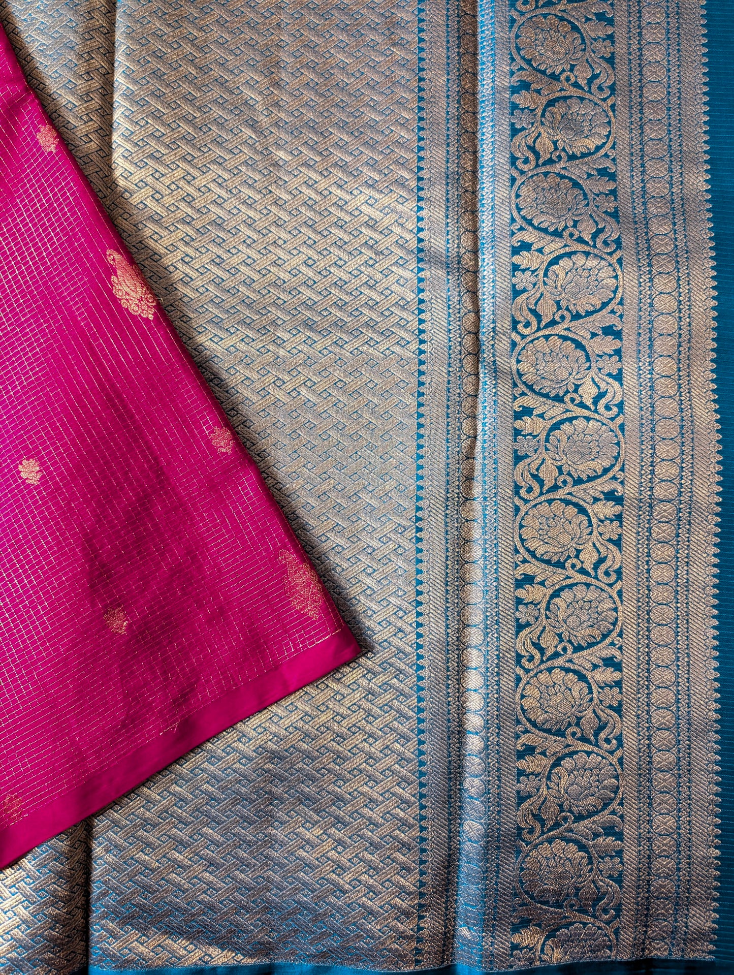 Pink checks Borderless Kanjeevaram Silk Saree