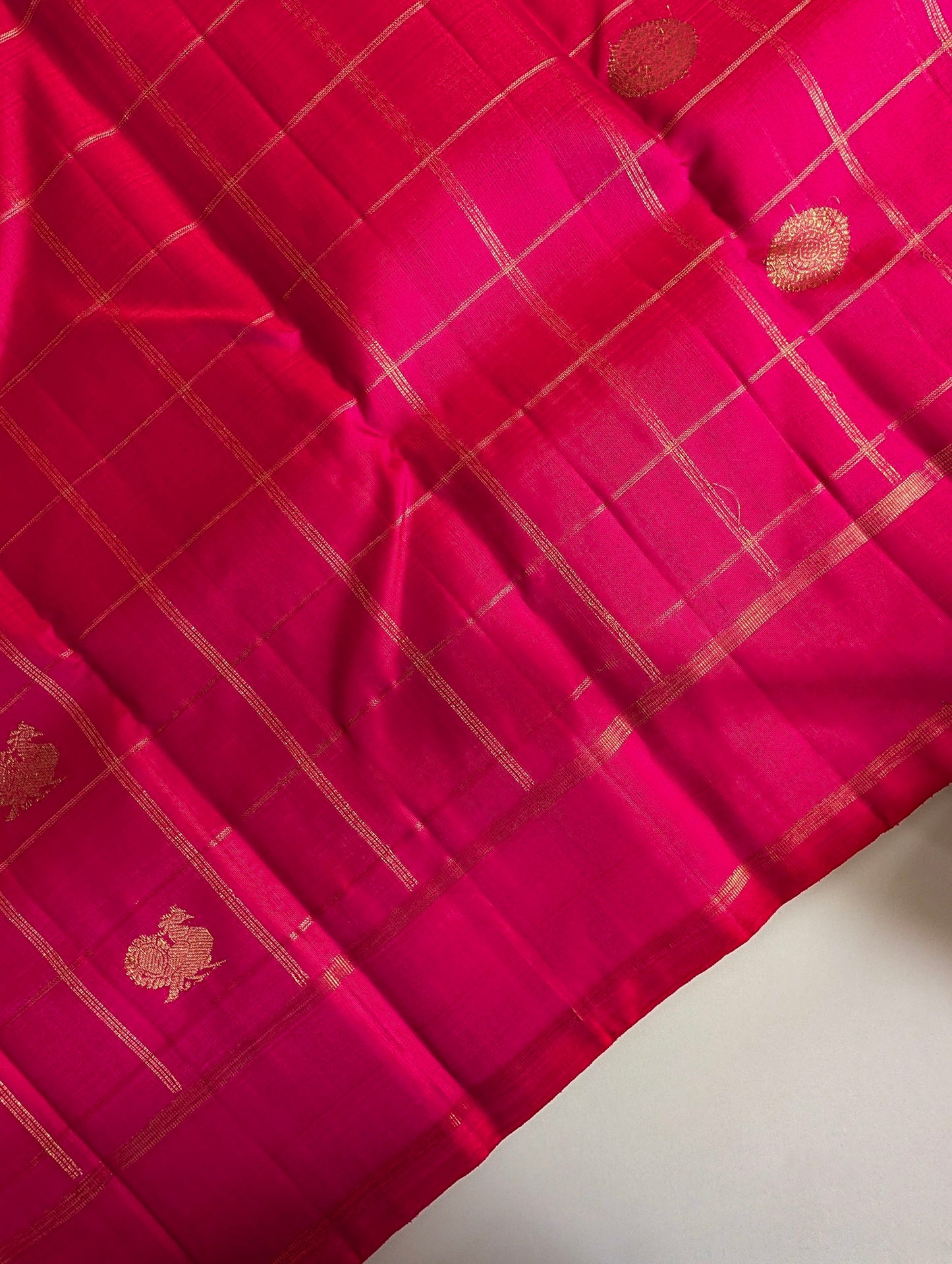 Pink Borderless 3G Zari Kanjeevaram Silk Saree