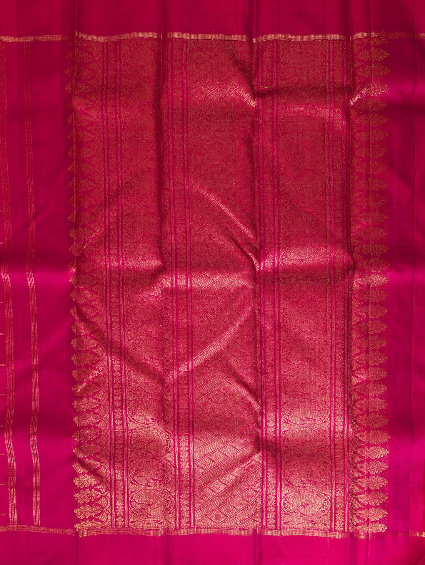 Pink Borderless 3G Zari Kanjeevaram Silk Saree