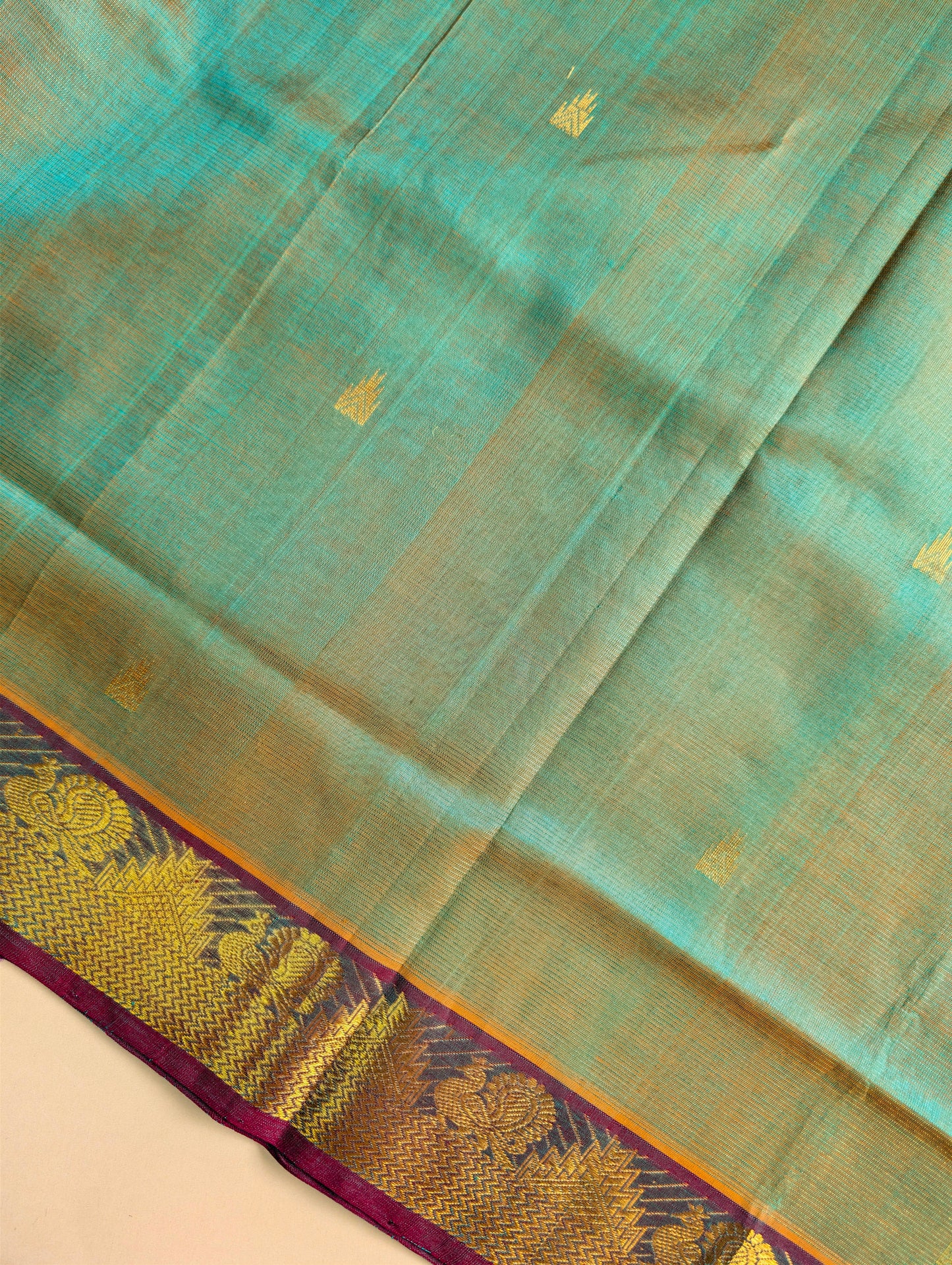 Dual shade Peacock green with purple Vaira Oosi Pura Kanchi Silk Cotton saree