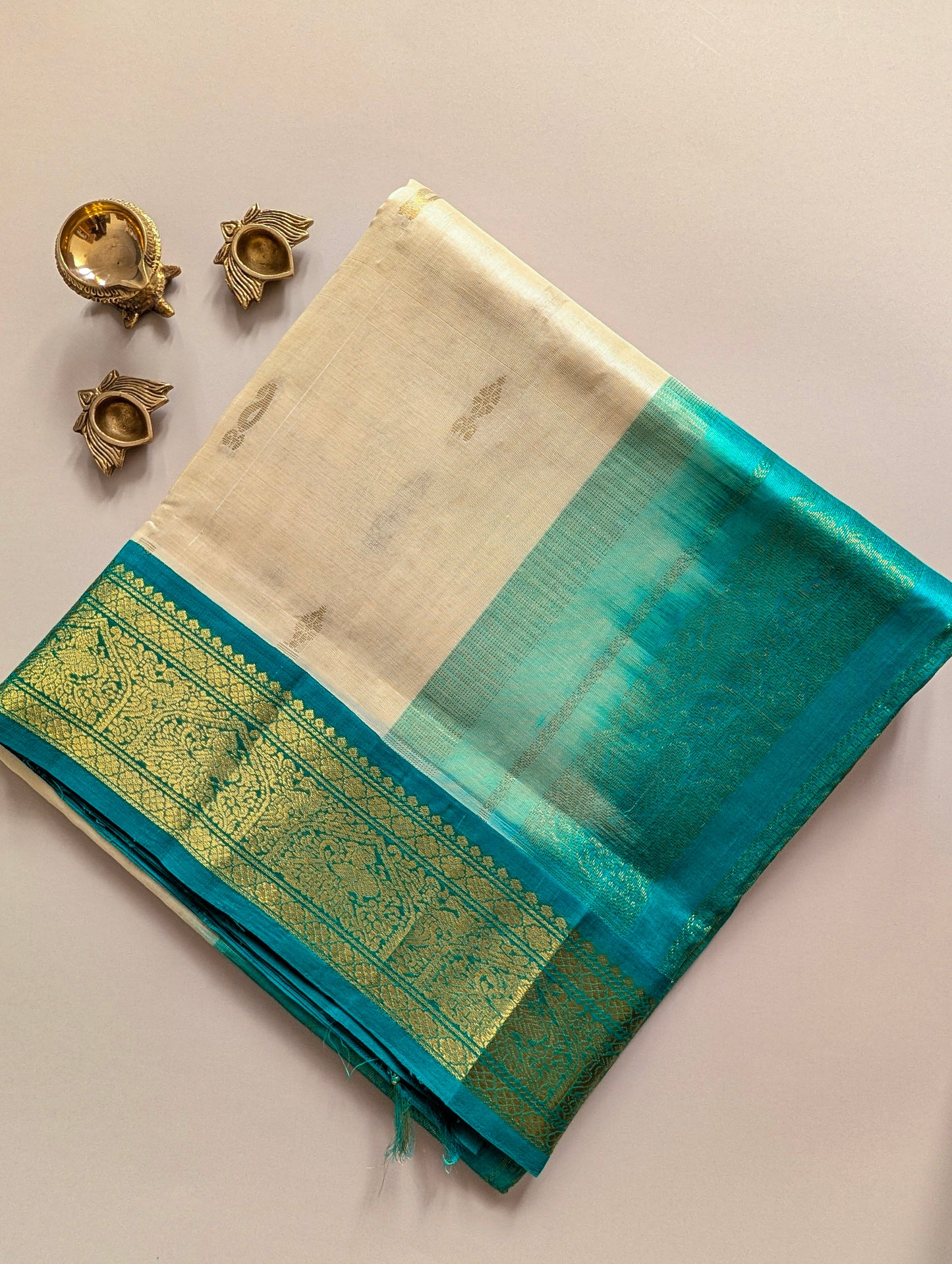 Off White and Cyan Koravi Pure Kanchi Silk Cotton