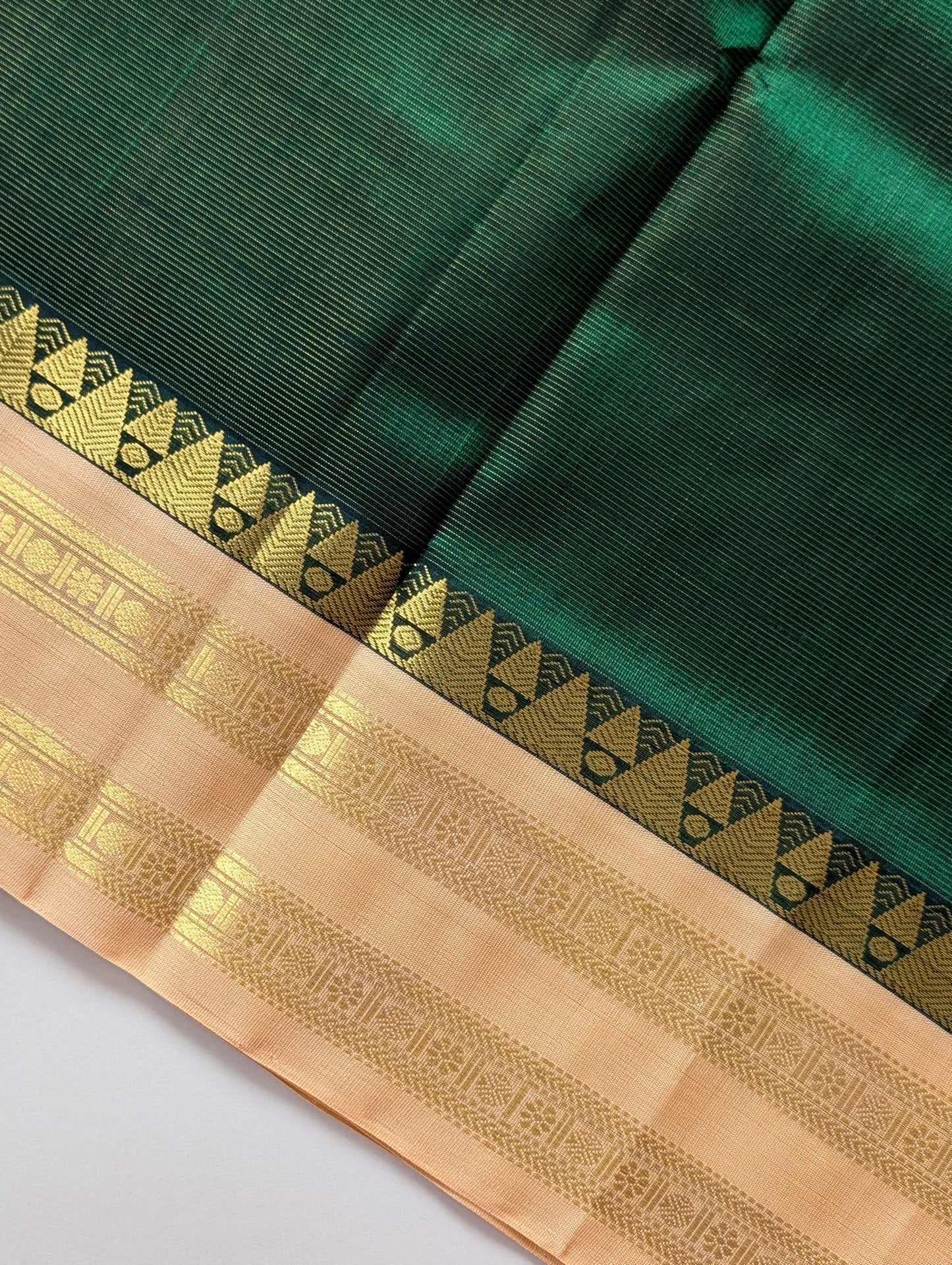 Green with Beige Vaira Oosi Pure Kanchi silk cotton